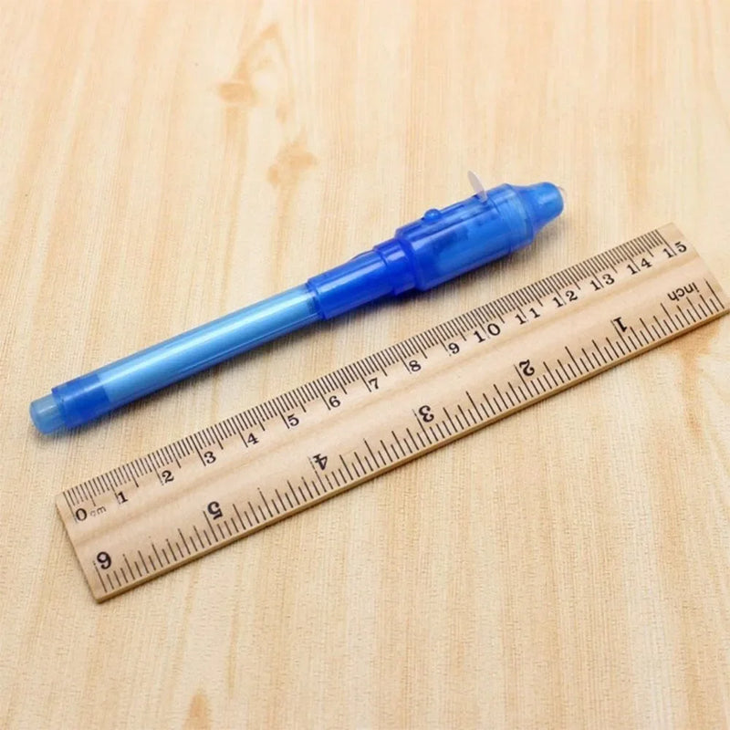 Divertida Caneta Luminosa (4 Pçs)