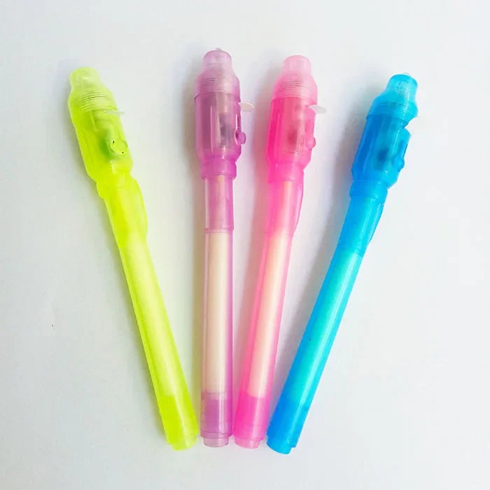 Divertida Caneta Luminosa (4 Pçs)