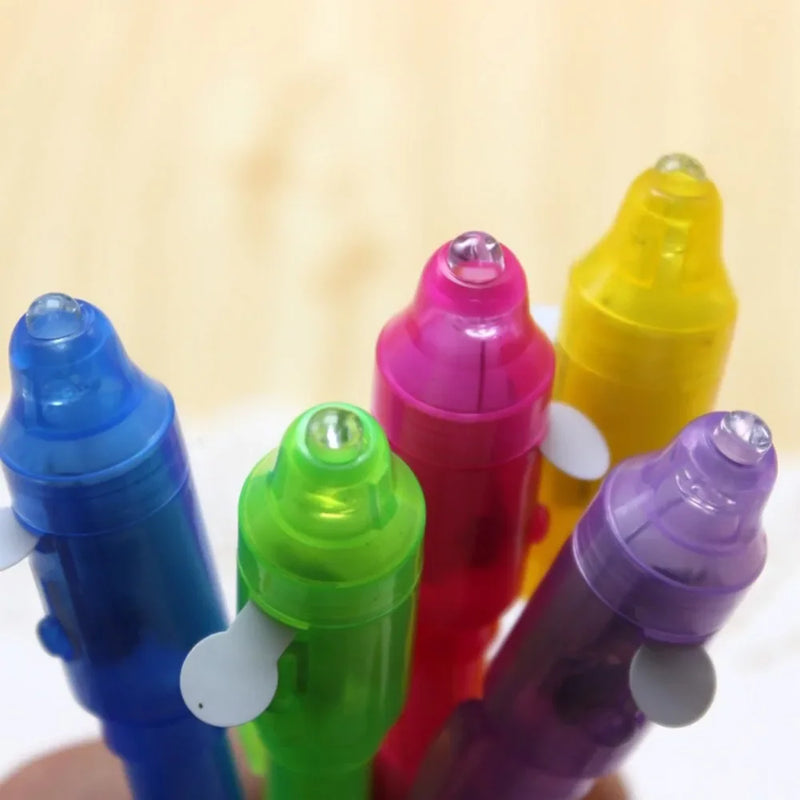 Divertida Caneta Luminosa (4 Pçs)
